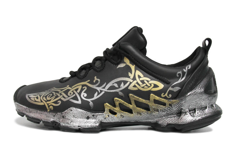 Ecco Ecco Walking Planet, Lock Pattern Low top Hiking Shoes Men's Black Silver Gold