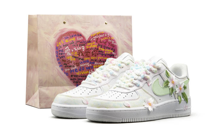 Nike Nike Air Force Cushioning Abrasion Resistant Slip Resistant Low top Skateboard Shoes Women's Cyan White Shopping Bag