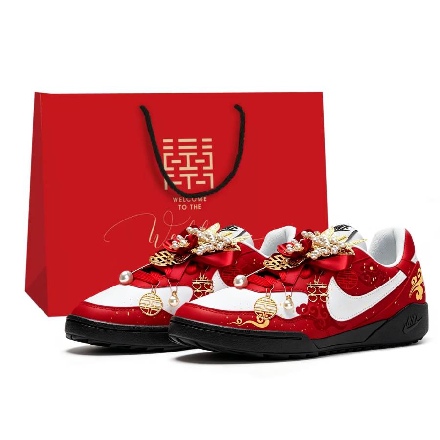 Nike Nike Terra Manta Fantastical, Golden Perfect Match Casual Shoes Women's Red