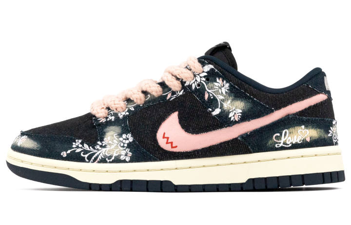 Nike Nike Dunk Denim Slip Resistant Abrasion Resistant Low top Skateboard Shoes Women's Blue Pink