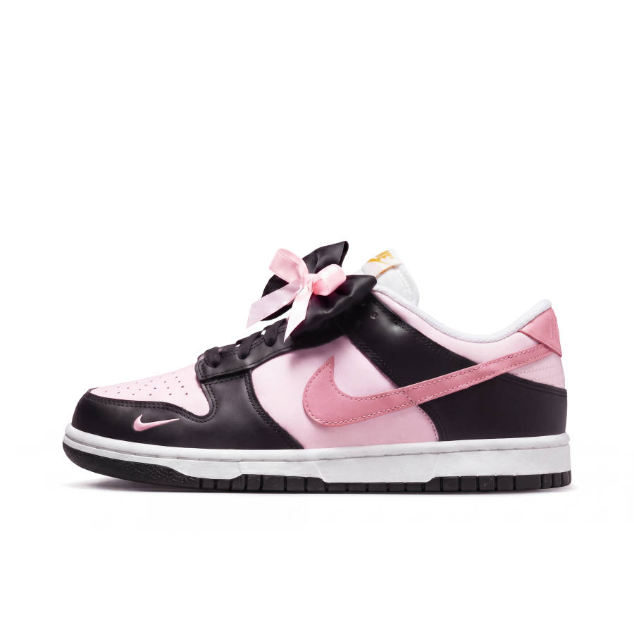 Nike Nike Dunk Sweet And Cute Cow Leather Slip Resistant Abrasion Resistant Low top Skateboard Shoes Women's Black Pink