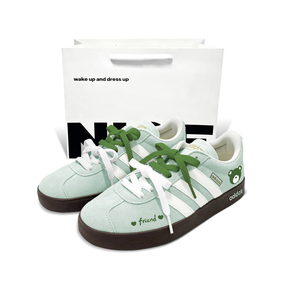 Adidas Adidas Vl Court Classic German Army Trainers Unisex Low Top Light Green & White & Green