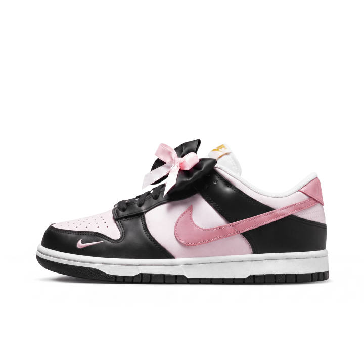 Nike Nike Dunk Skateboard Shoes Women's Low Top Pink