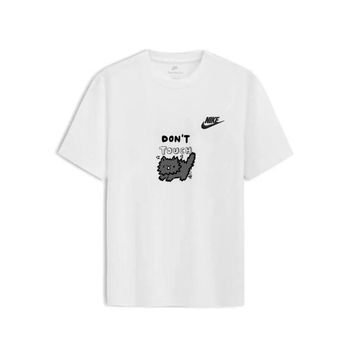 Nike Nike Sportswear T Shirts Men's White Crew Neck Moderate Straight Fit