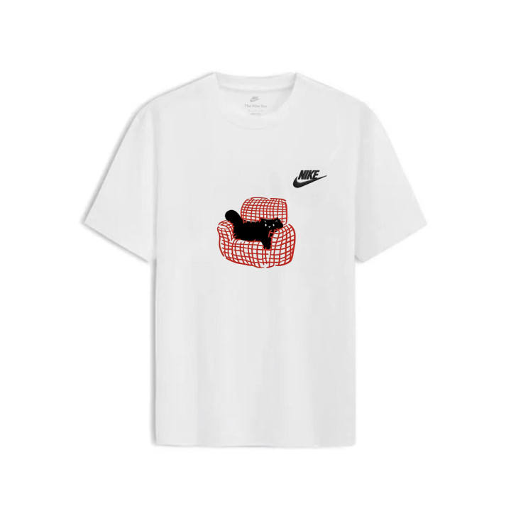 Nike Nike Sportswear T Shirts Men's White Crew Neck Moderate Straight Fit