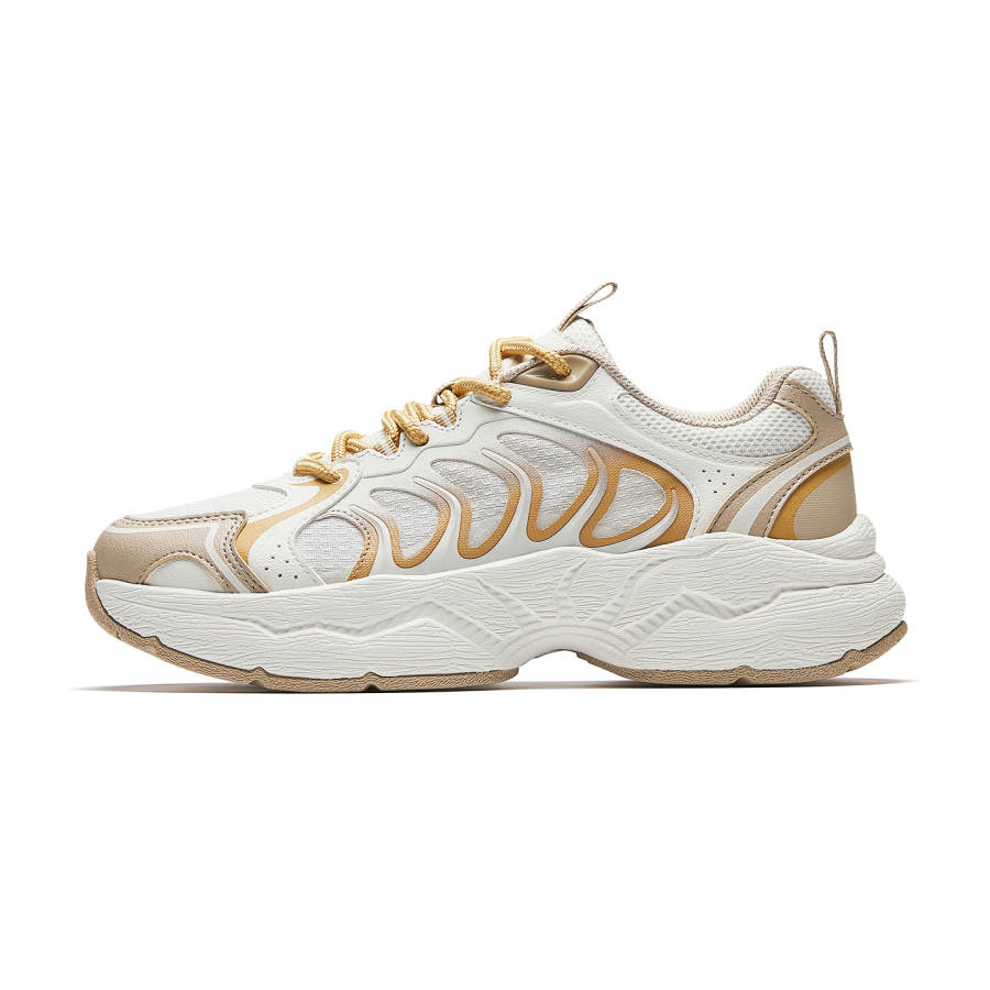 ANTA Meteorite 4 Casual Shoes Women's Low Top Ivory White/Lakaqi/Cocoa Brown