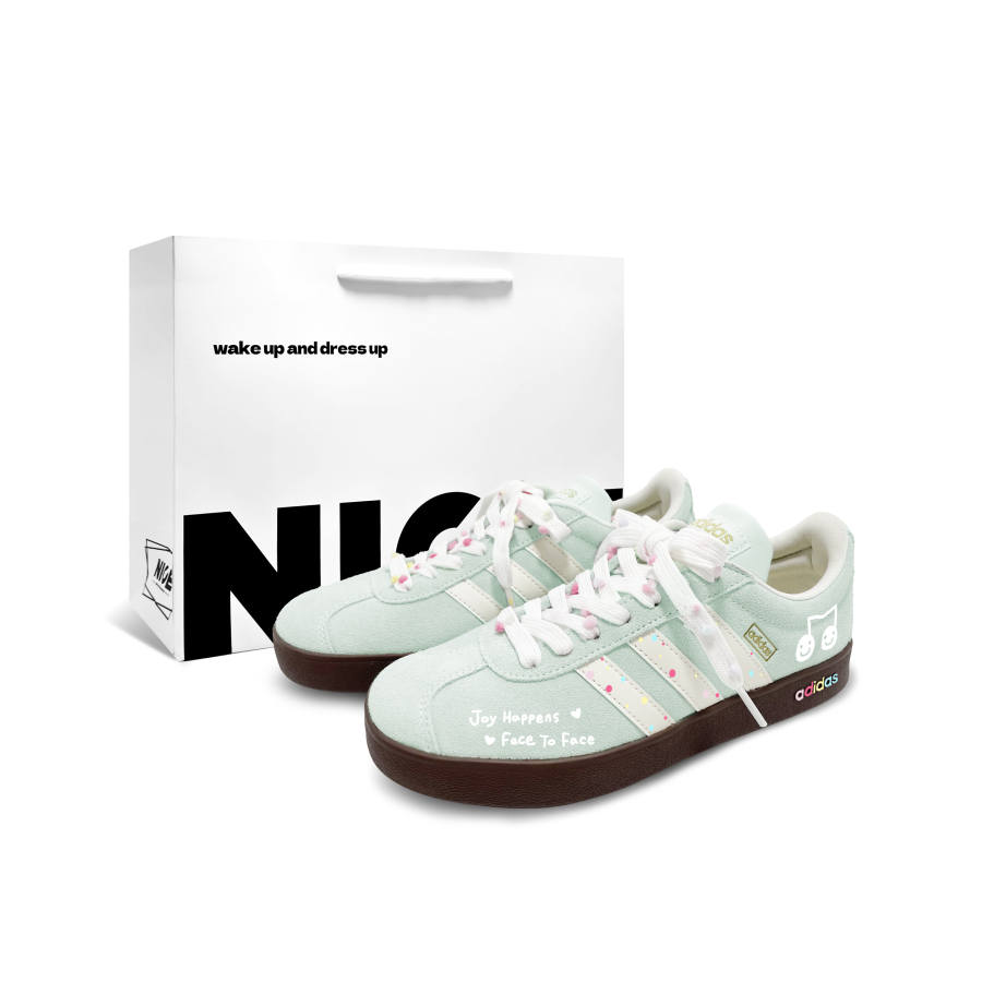 Adidas Adidas Vl Court Classic German Army Trainers Unisex Low Top Light Green & White & Brown