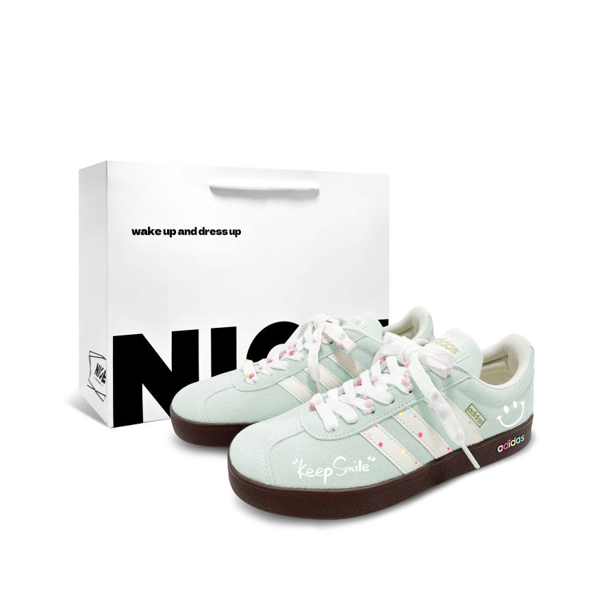 Adidas Adidas Vl Court Classic German Army Trainers Unisex Low Top Light Green & White & Brown