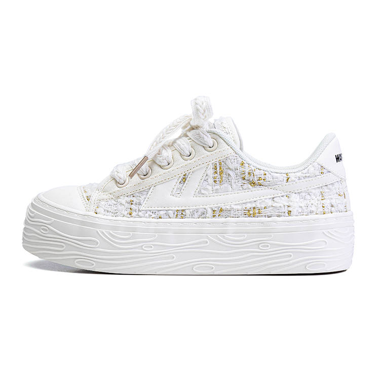 WARRIOR Skateboard Shoes Women's Low Top Beige