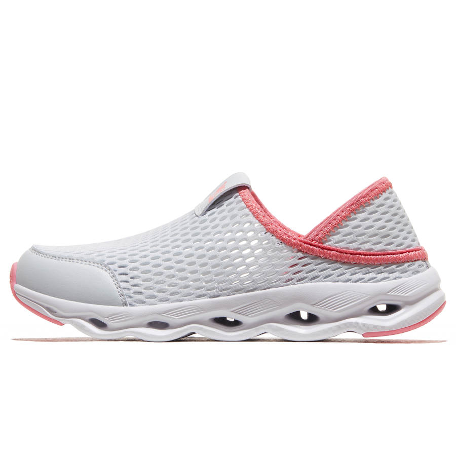 CAMEL Slip Resistant, Breathable, And Lightweight Low top Casual Shoes Women's Gray Red