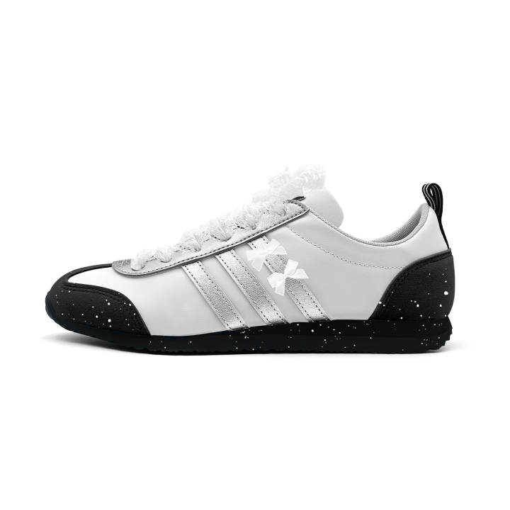 Adidas Adidas VS JOG 2.0 German Army Trainers Women's Low Top Black