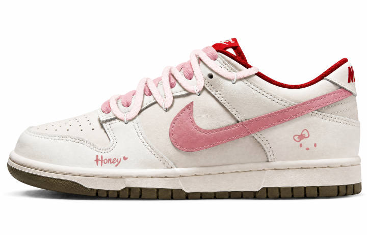 Nike Nike Dunk Skateboard Shoes Women's Low Top Beige Pink