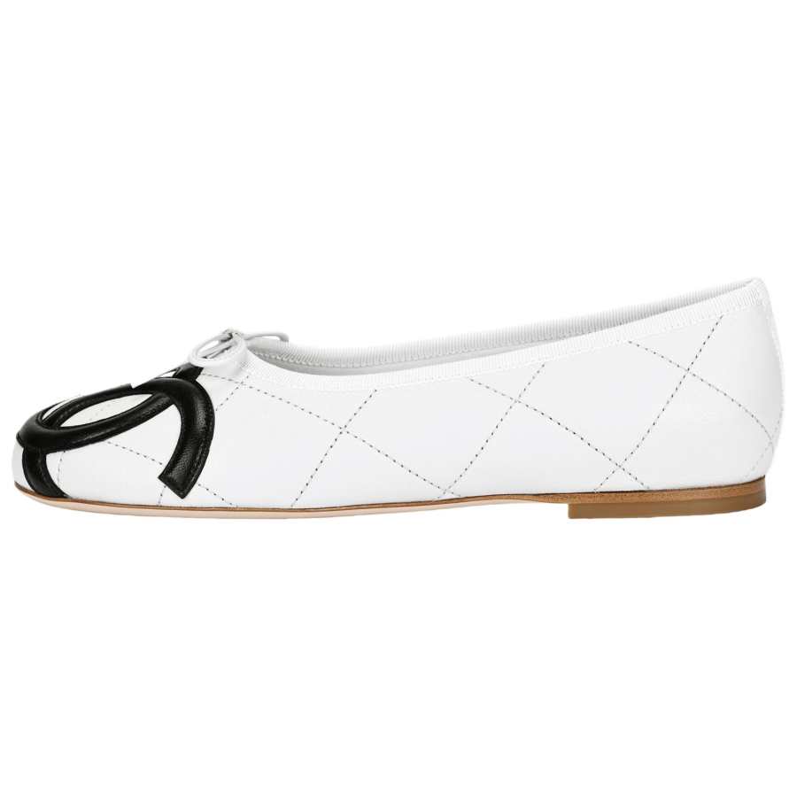 CHANEL Coco Beach Cambon 26M Sheepskin Casual Shoes 1CM Women's White & Black