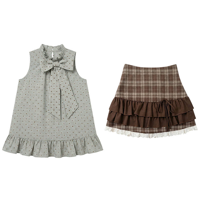 FABRIC PIG Two Piece Skirt Sets Women's Lettuce Edge Collar Moderate Short Skirt