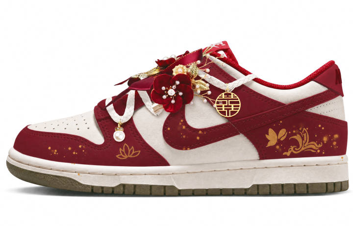 Nike Nike Dunk Skateboard Shoes Women's Low Top White/Red