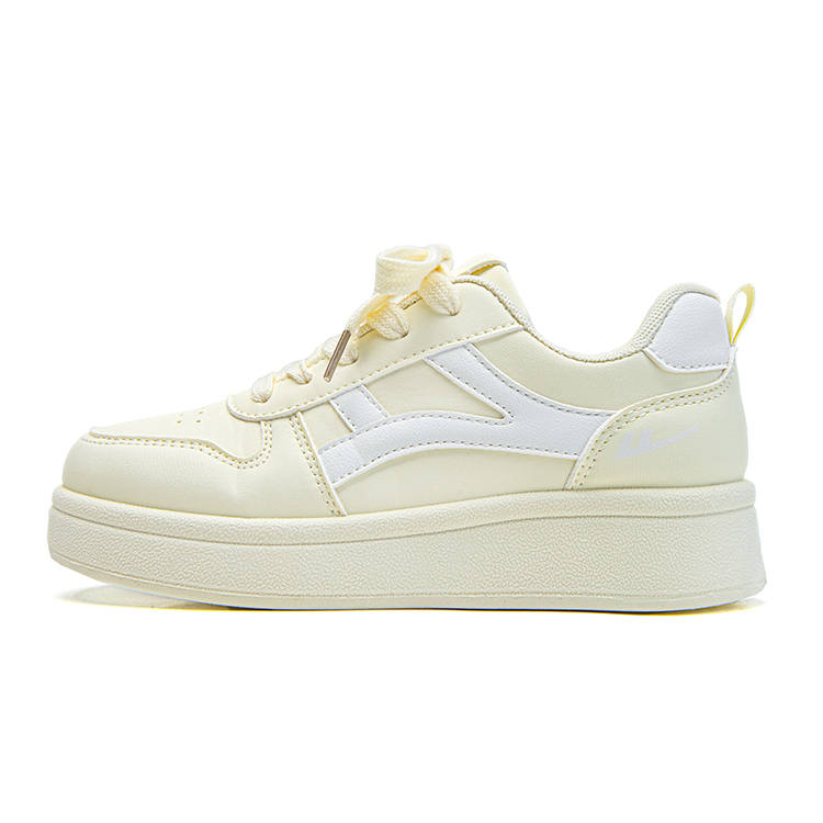 WARRIOR Skateboard Shoes Women's Low Top Yellow Beige