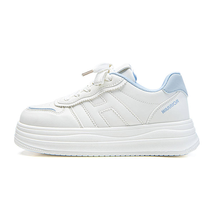 WARRIOR Skateboard Shoes Women's Low Top Beige Light Blue
