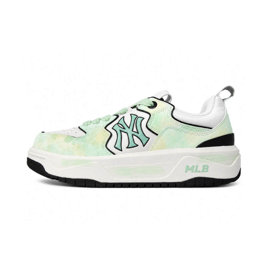 MLB New York Yankees Skateboard Shoes Unisex Low Top White Green Yellow
