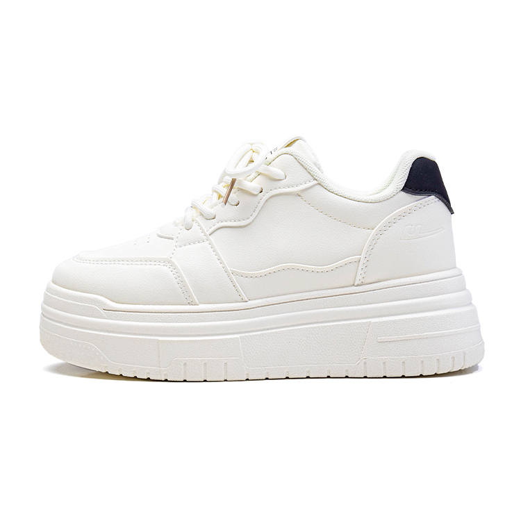 WARRIOR Casual Shoes Women's Low Top Beige Black