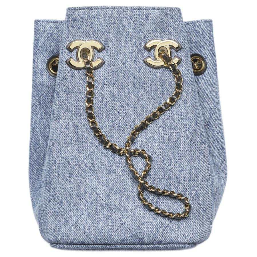 CHANEL CHANEL Shoulder Bags