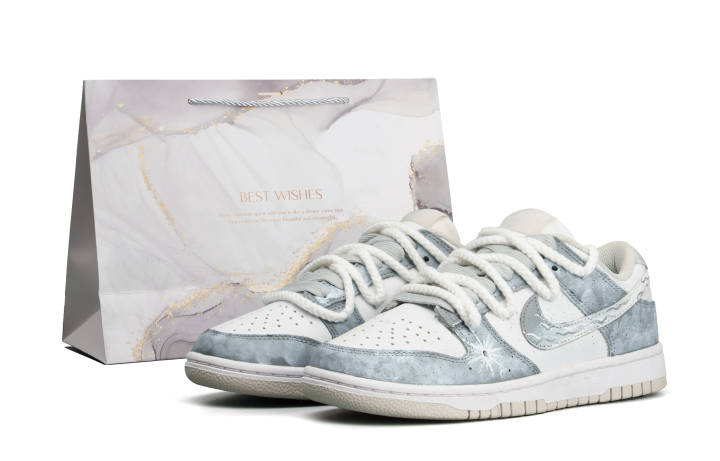 Nike Nike Dunk Cushioning Coverage Abrasion Resistant Slip Resistant Low top Skateboard Shoes Unisex White Gray Shopping Bag