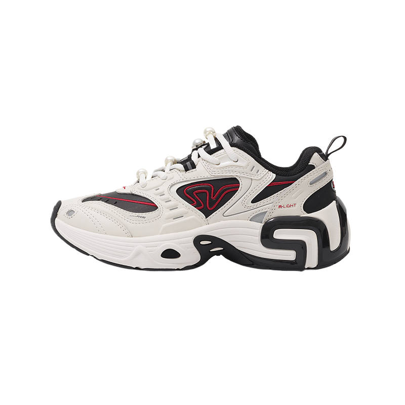 Anta Cushioning, Wear Resistant Low top Chunky Sneakers Women's