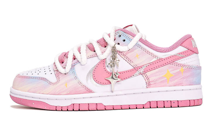 Nike Nike Dunk Abrasion Resistant Abrasion Resistant Low top Skateboard Shoes Women's Pink