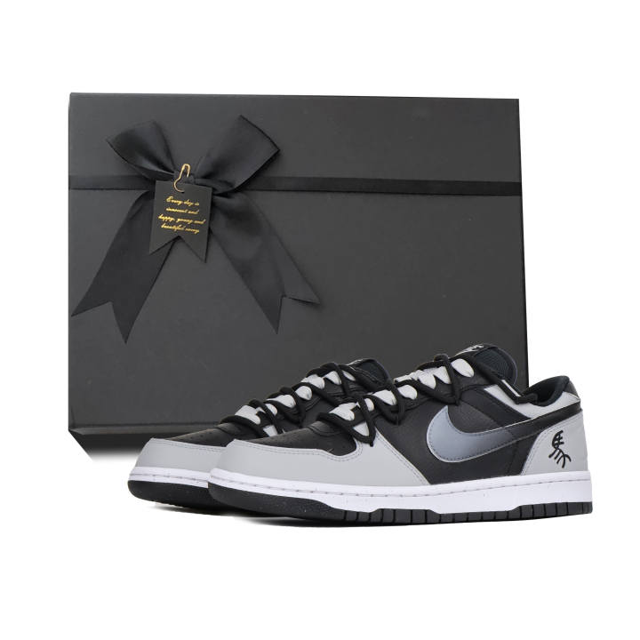Nike Nike Dunk Black White, Horse Year New Year Greetings, Classic Popular, Versatile