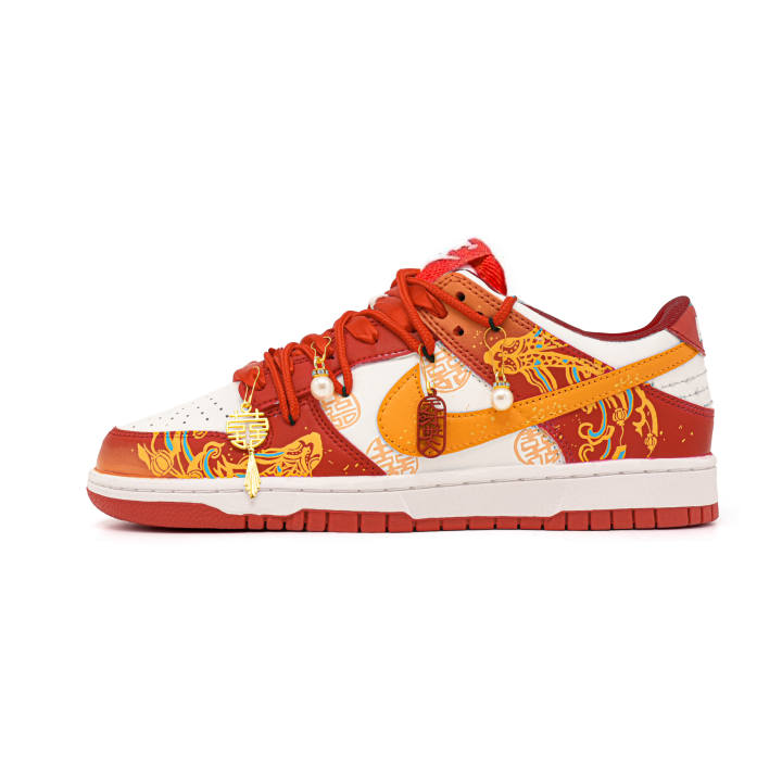 Nike Nike Dunk Koi Fish New Relationship Low top Skateboard Shoes Unisex Red