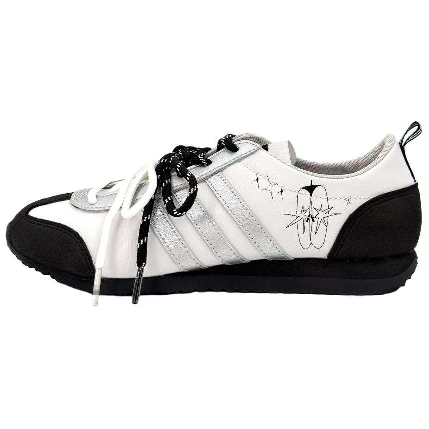 Adidas Adidas VS JOG 2.0 German Army Trainers Unisex Low Top Black/White