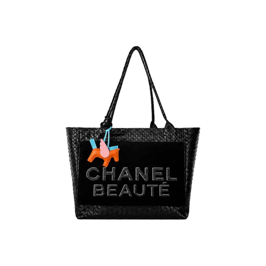 CHANEL CHANEL Makeup & Toiletry Bags Unisex