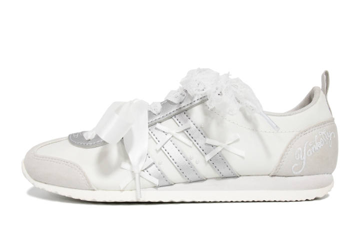 Adidas Adidas VS JOG 2.0 German Army Trainers Unisex Low Top Silver/White