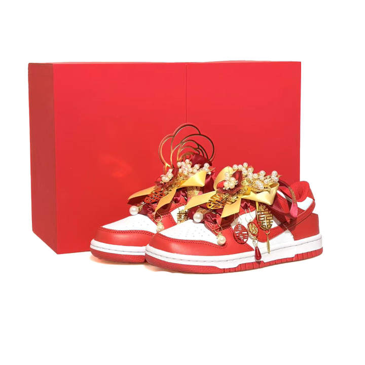 Nike Nike Dunk Love Forever Wedding Shoes Leather Low top Skateboard Shoes Women's Red