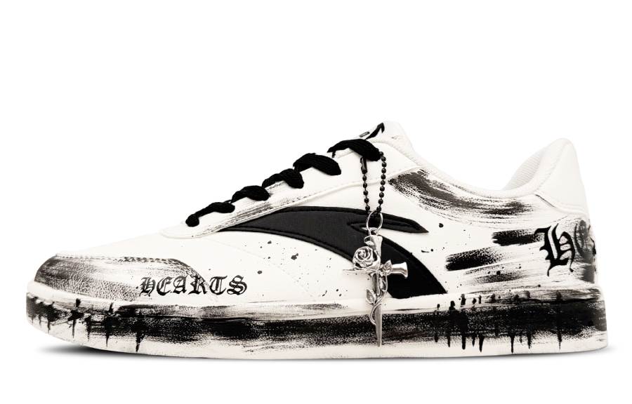 Anta Low top Skateboard Shoes Men's Black White
