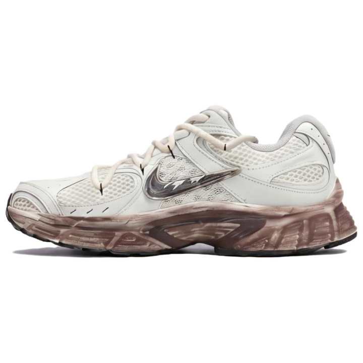 Nike Nike V5 Running Shoes Men's Low Top White/Brown
