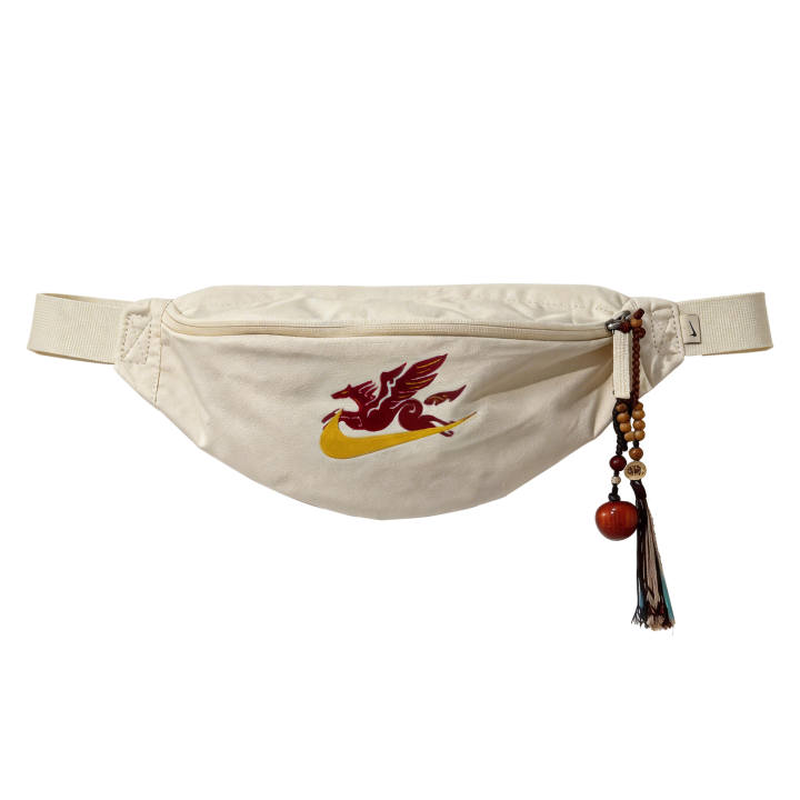 Nike Nike Fanny Packs Coconut Milk White