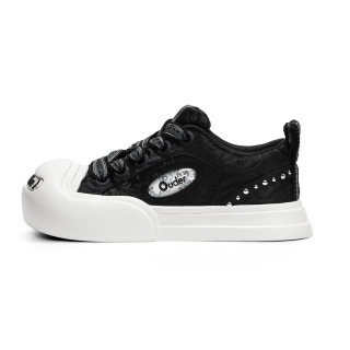 Ouder Smiler Vintage Satin Jacquard Texture Low top Skateboard Shoes Unisex Silk Black