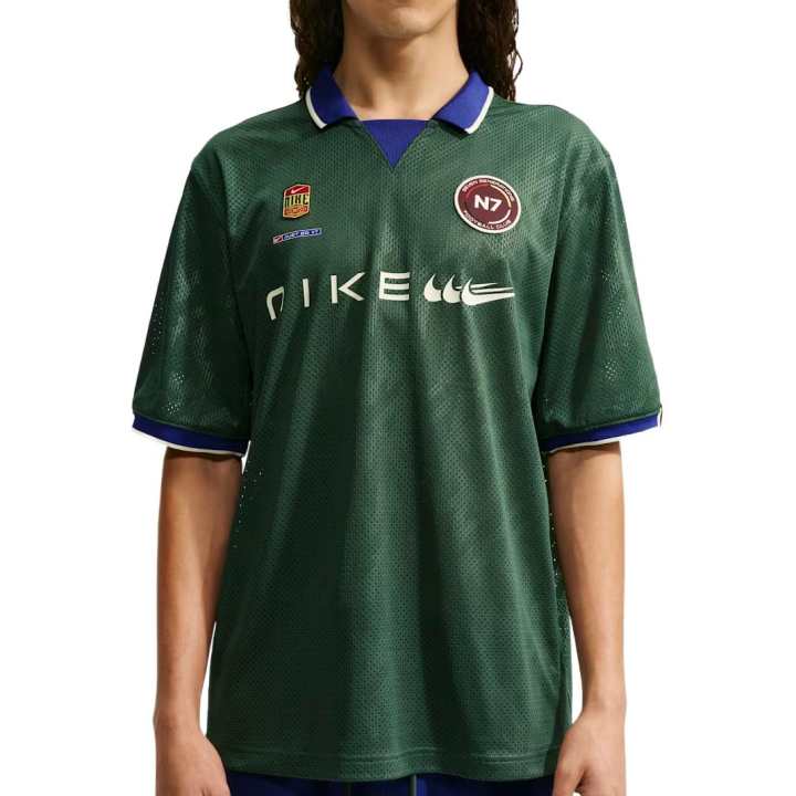 Nike Nike Sportswear T Shirts Unisex Green Lapel