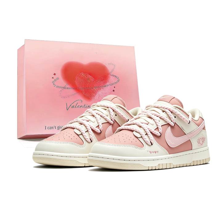 Nike Nike Dunk Skateboard Shoes Women's Low Top Light Pink