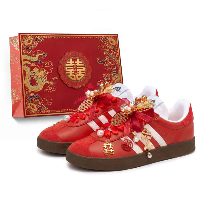 Adidas Adidas VL COURT 3.0 German Army Trainers Women's Low Top Red