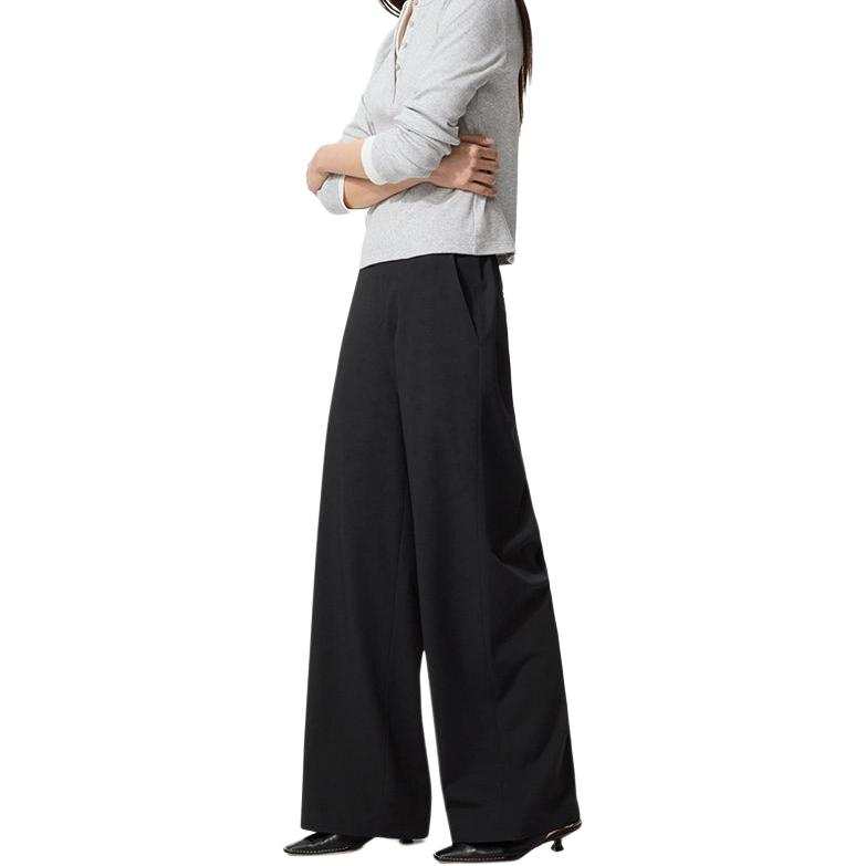 UNIQLO Casual Pants Women's Black Moderate Straight Fit Pants