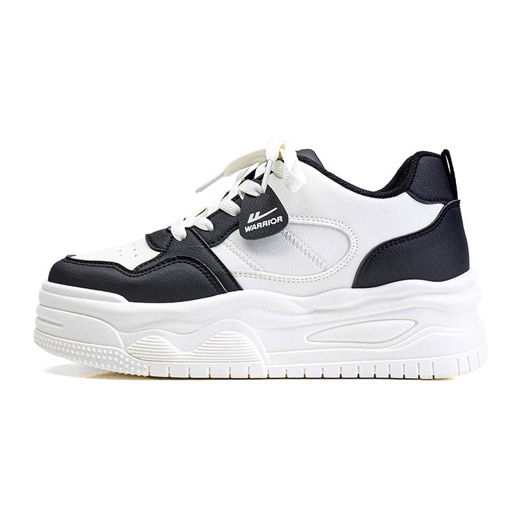 WARRIOR Skateboard Shoes Women's Low Top Beige Black