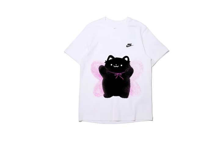 Nike Nike Sportswear T Shirts Men's White Crew Neck Moderate Straight Fit