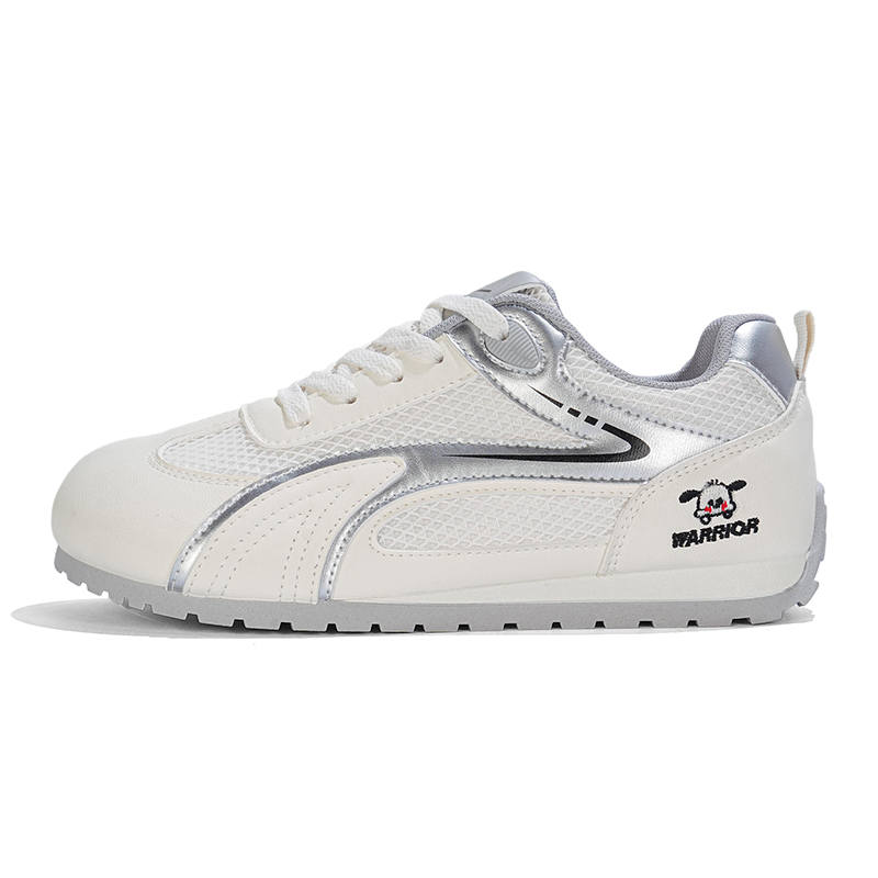 WARRIOR Casual Shoes Women's Low Top Beige Silver