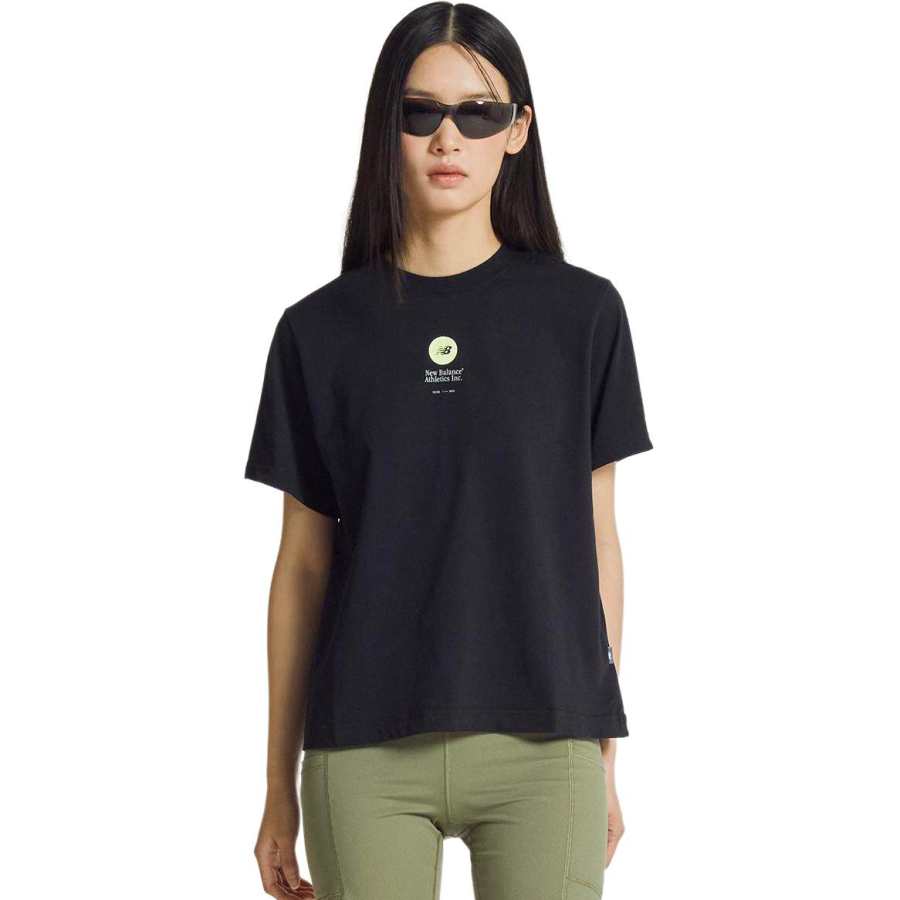 New Balance New Balance T Shirts Women's Black Crew Neck Moderate