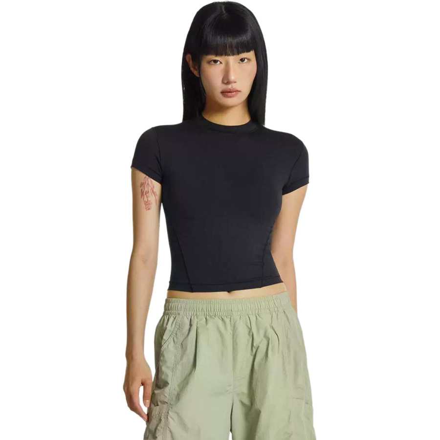 New Balance New Balance T Shirts Women's Crew Neck Moderate Straight Fit