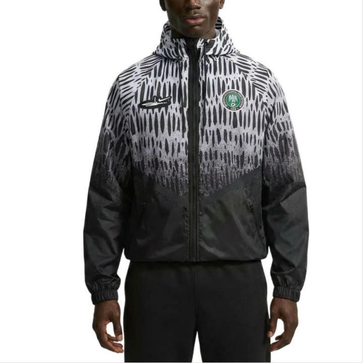 Nike Nike Jackets Unisex Black Hooded Non Detachable Moderate Other