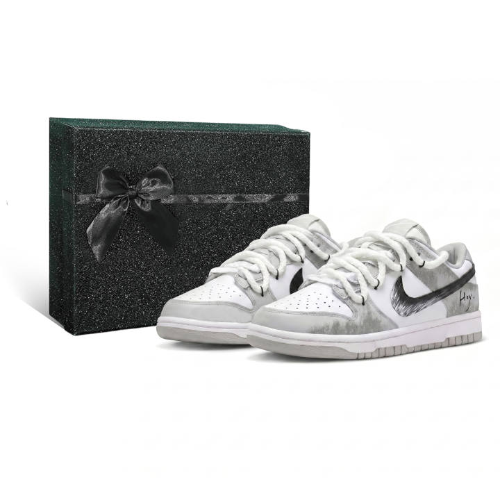 Nike Nike Dunk Skateboard Shoes Unisex Low Top Black
