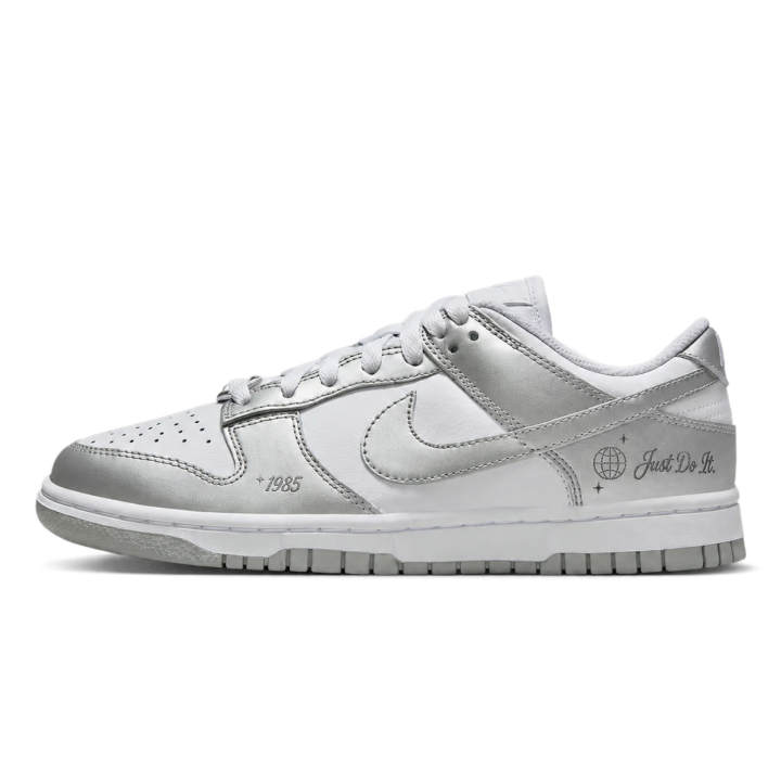 Nike Nike Dunk Skateboard Shoes Women's Low Top Silver White
