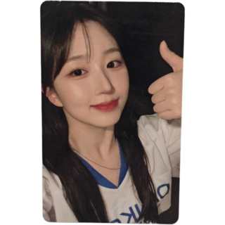 JYP ENTERTAINMENT Wu Haiyuan Fe3O4 Stick Out NMIXX Card, Offline Flash Full Amount Card Photocards 1 Pc